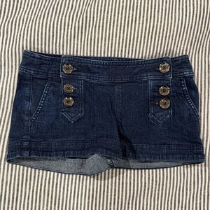 Express Dark Wash Denim Button-Accent Women's Shorts. Size 2.